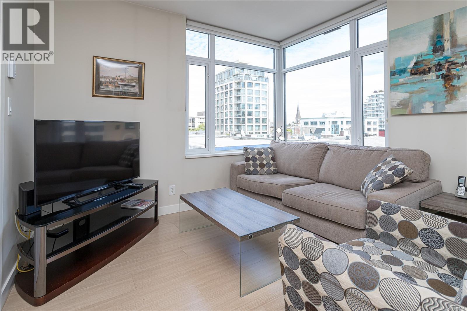 #603 728 Yates St - 11
