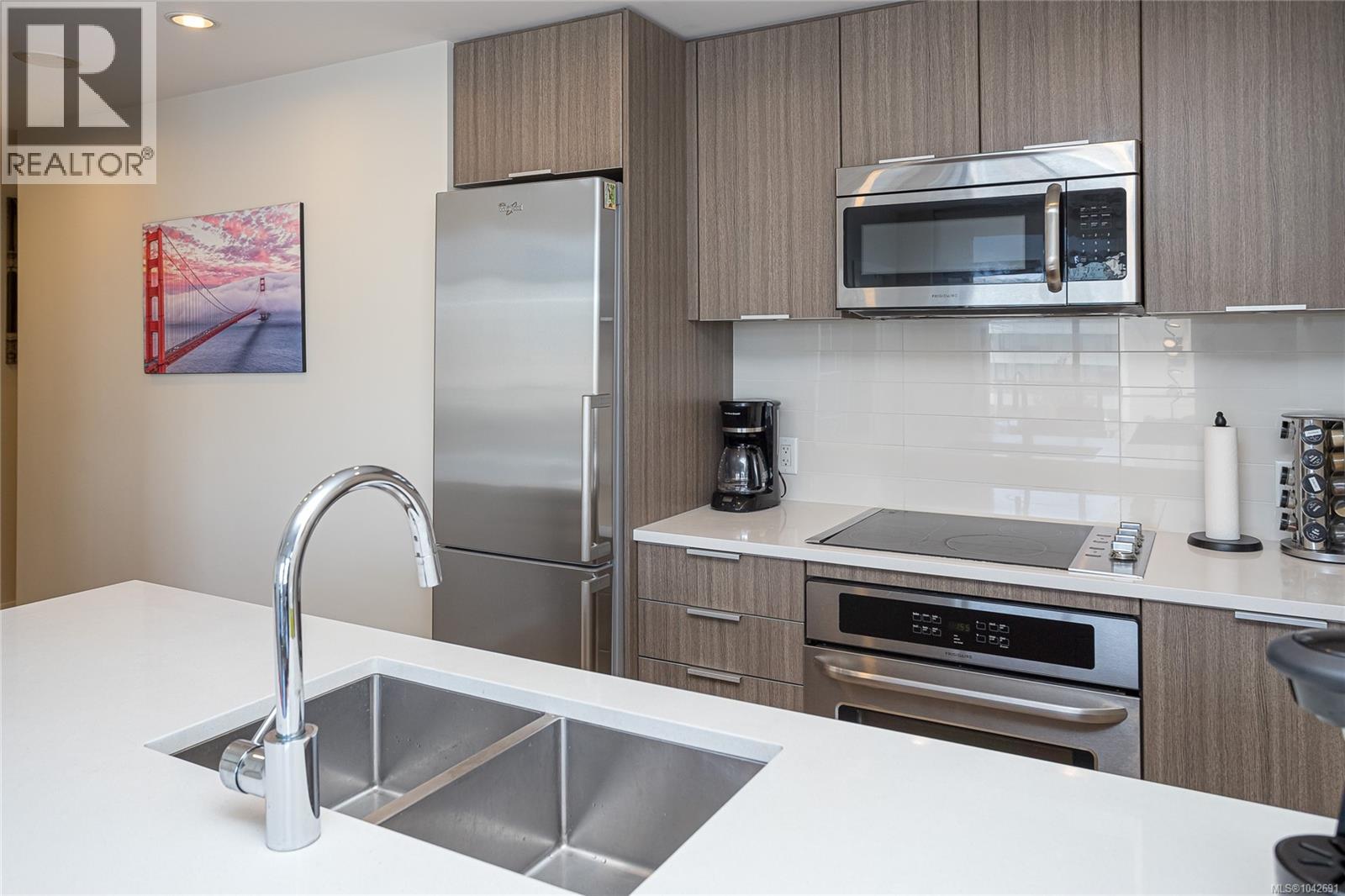 #603 728 Yates St - 15