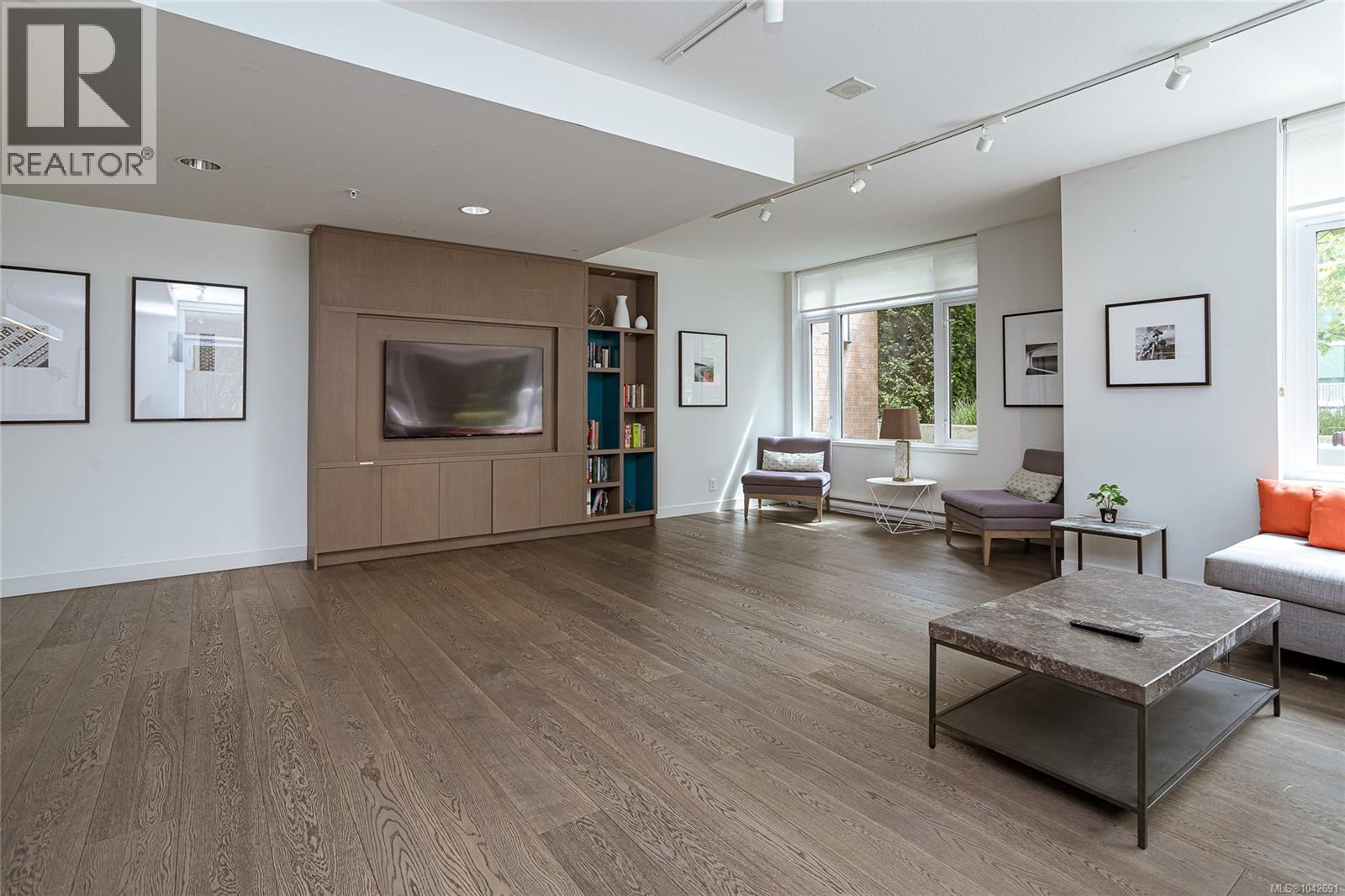 #603 728 Yates St - 28