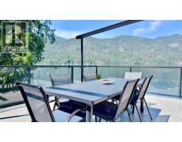 3109 East Lake Drive, Christina Lake, BC V0H1E1 Photo 16