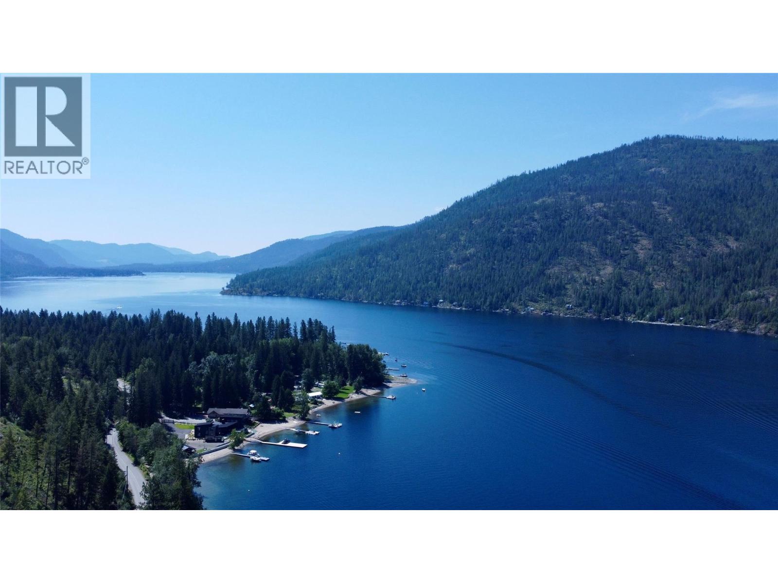 3109 East Lake Drive, Christina Lake
