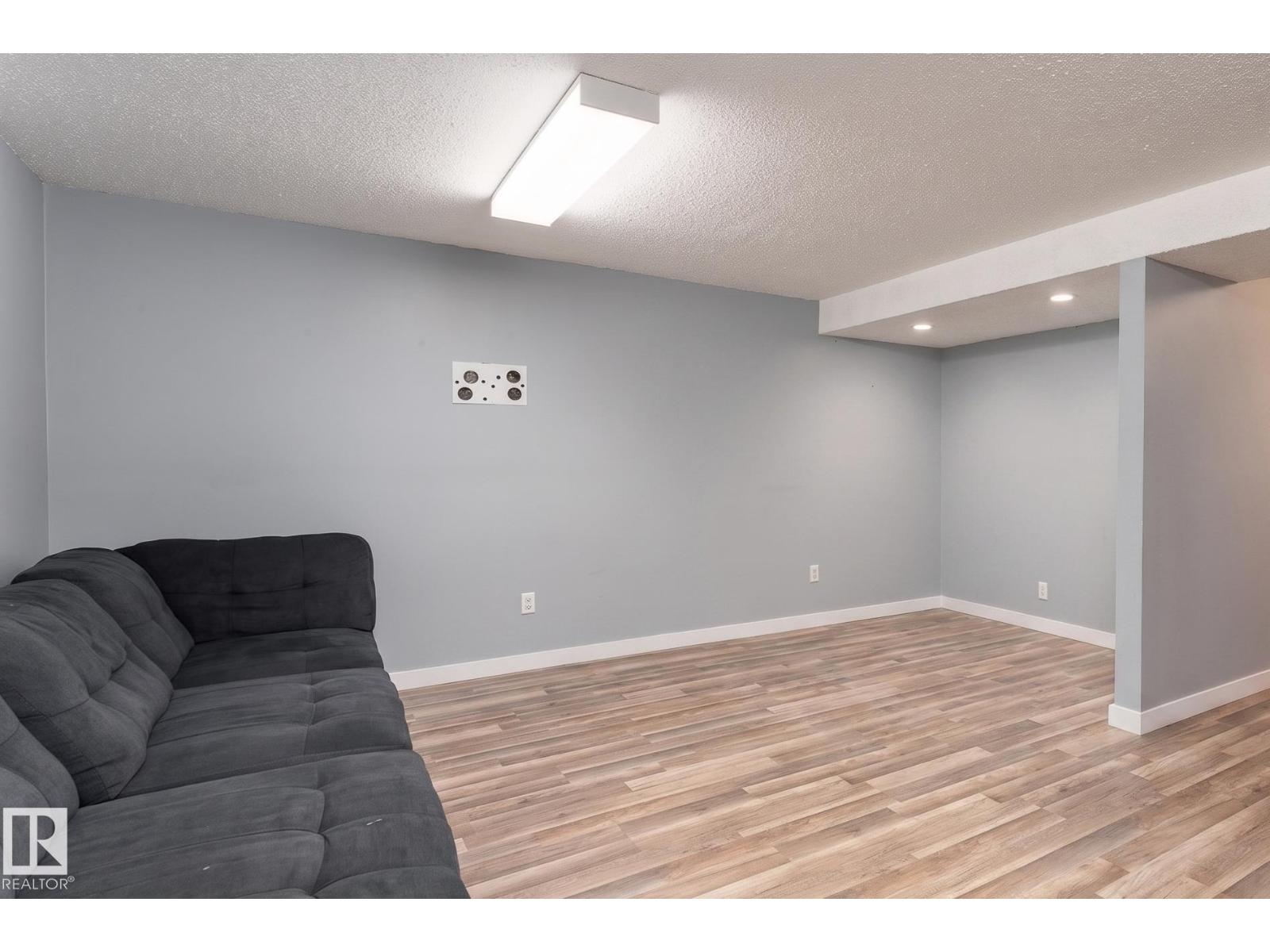 13617 28 ST NW - 28