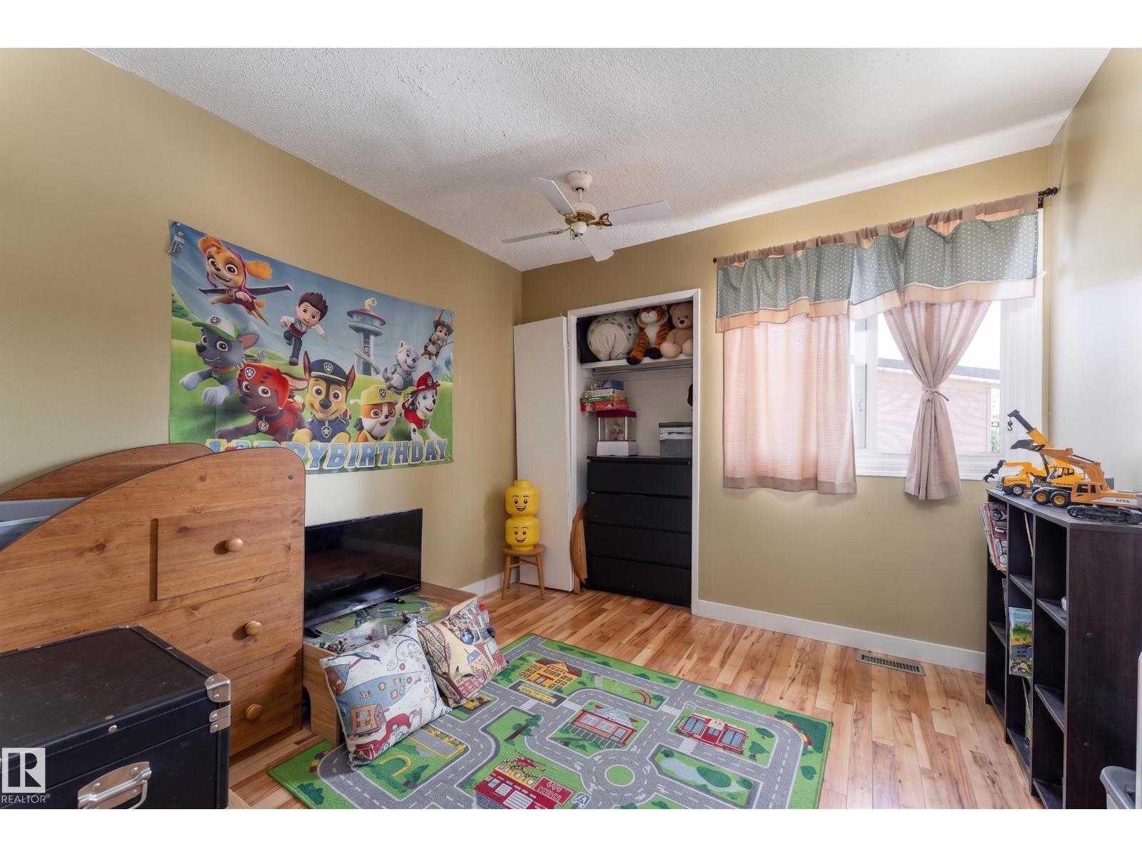 13617 28 ST NW - 26