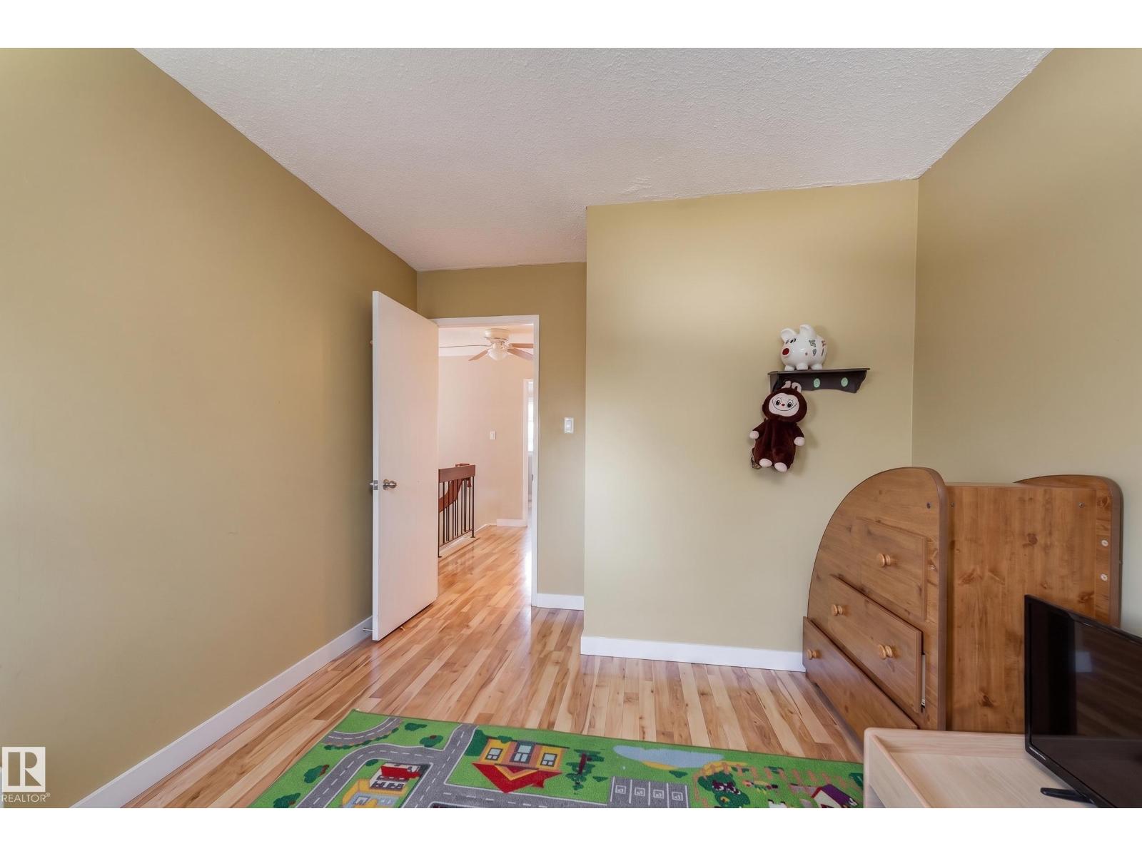13617 28 ST NW - 19
