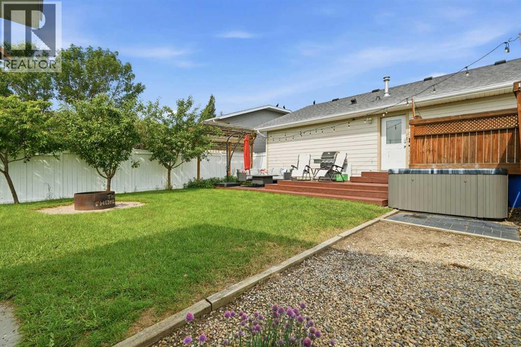 535 Pioneer Drive — photo 23