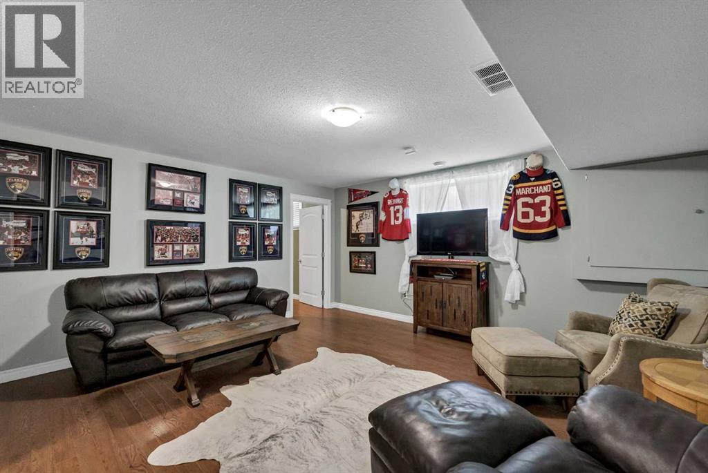 402 Jesmond Place SW — photo 28