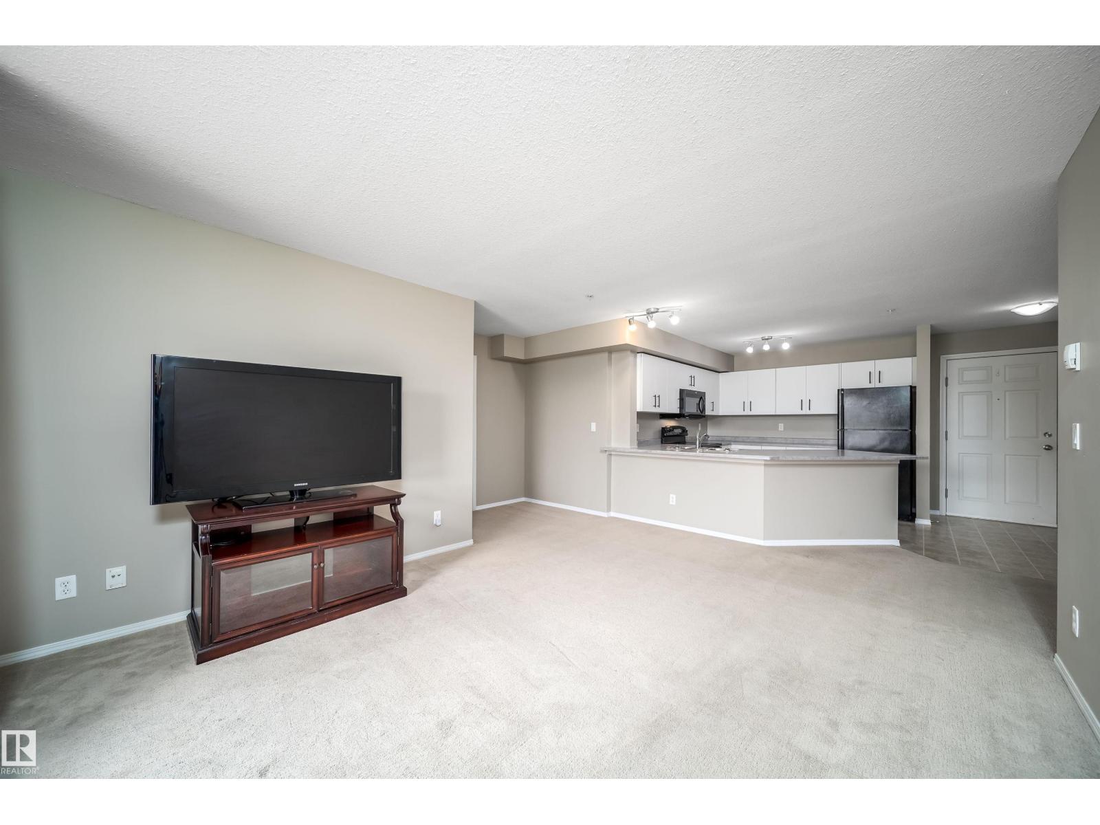 #212 40 SUMMERWOOD BV - 14