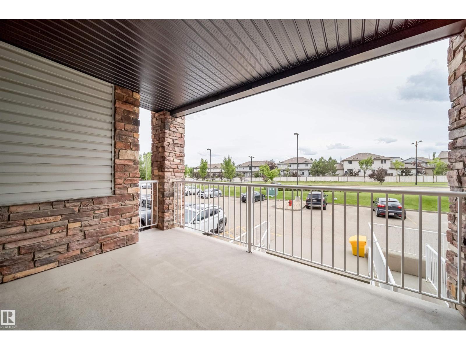 #212 40 SUMMERWOOD BV - 15