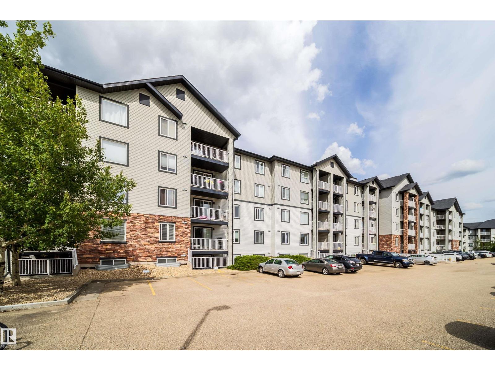 #212 40 SUMMERWOOD BV - 30