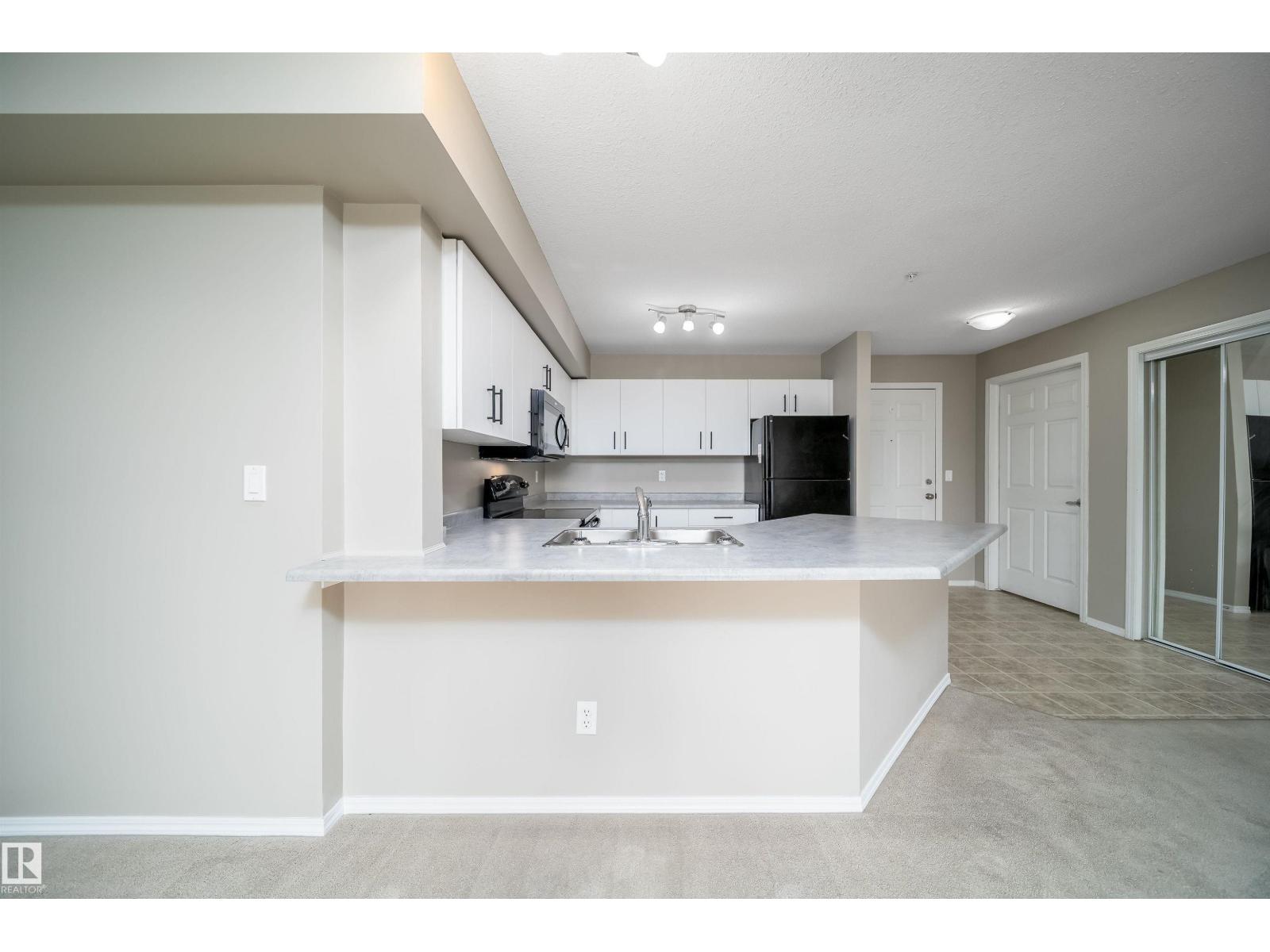 #212 40 SUMMERWOOD BV - 9