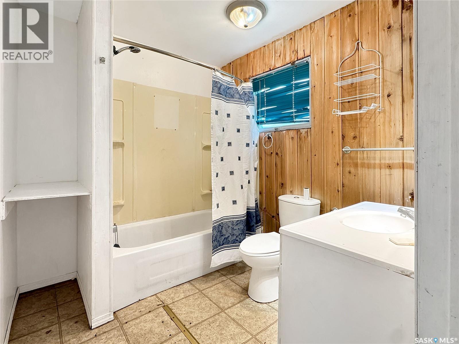 312 2nd STREET W - 5