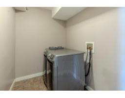8627 Henderson Street, Mission, BC V2V7P9 Photo 7