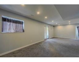 8627 Henderson Street, Mission, BC V2V7P9 Photo 8