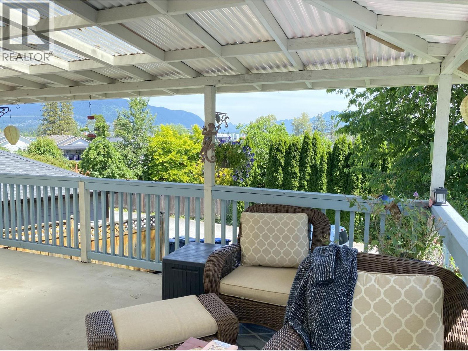 1955 PITT RIVER ROAD, Port Coquitlam