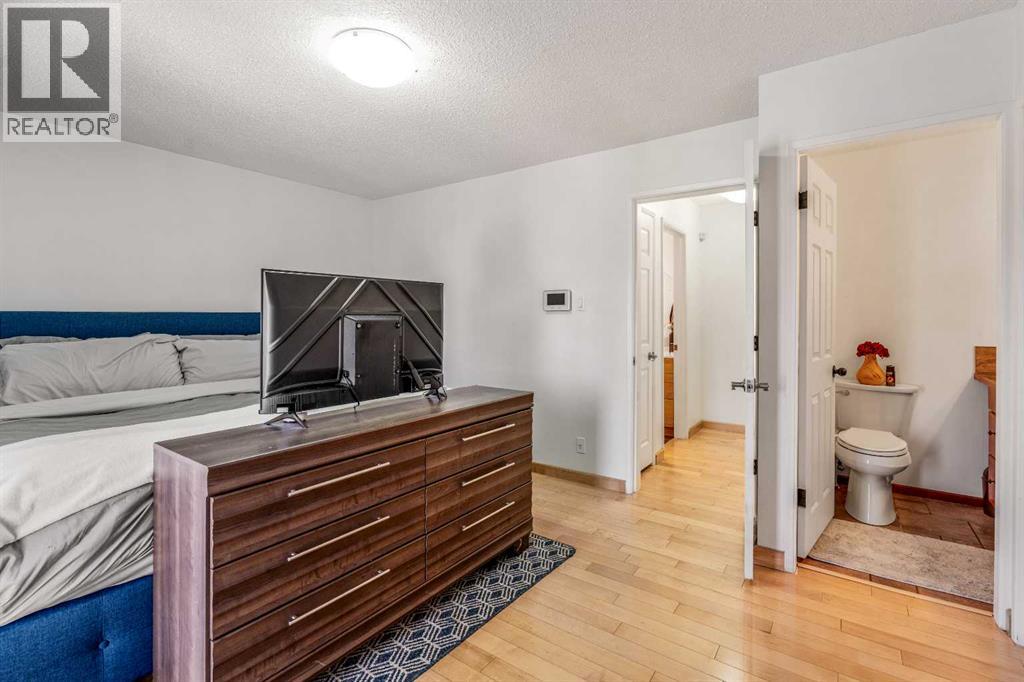 645 21 Street - Image 11
