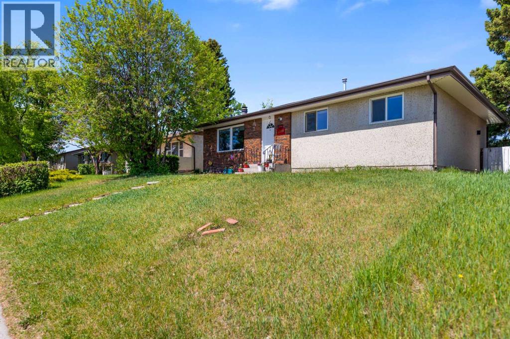 4140 Maryvale Drive NE - 1