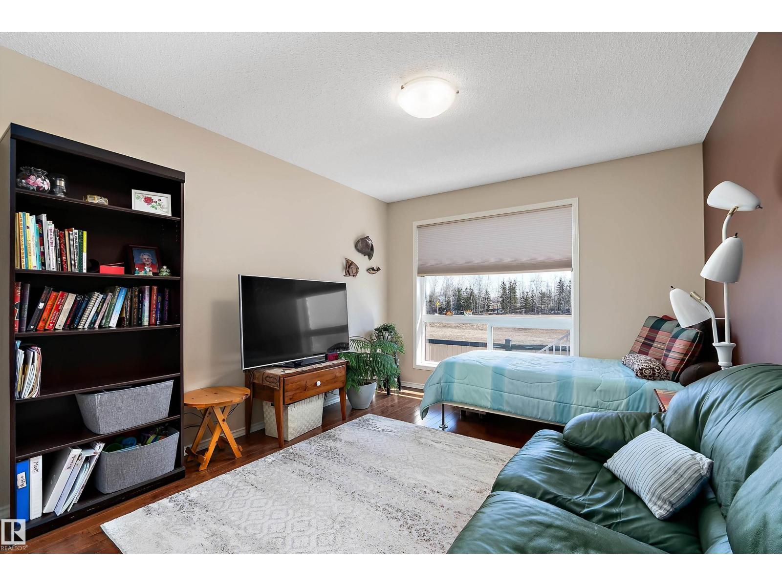#14 920 119 ST NW - 22
