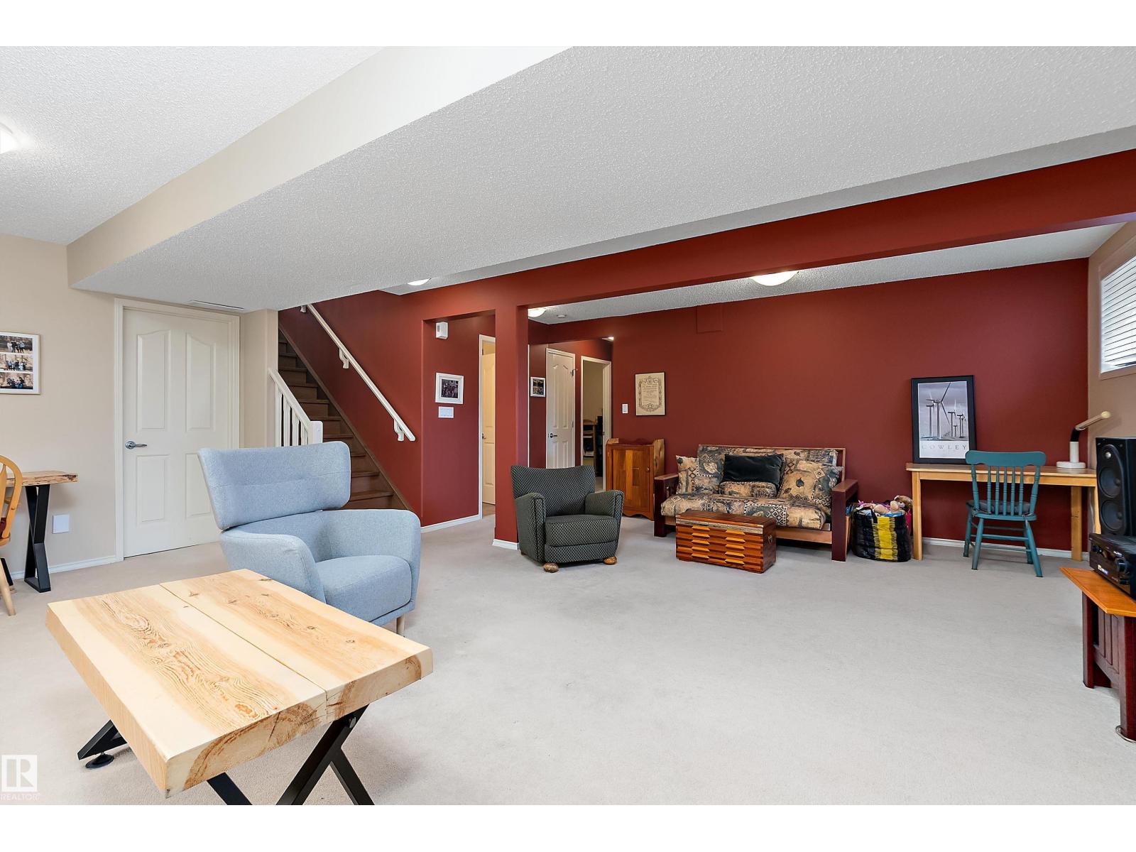 #14 920 119 ST NW - 36