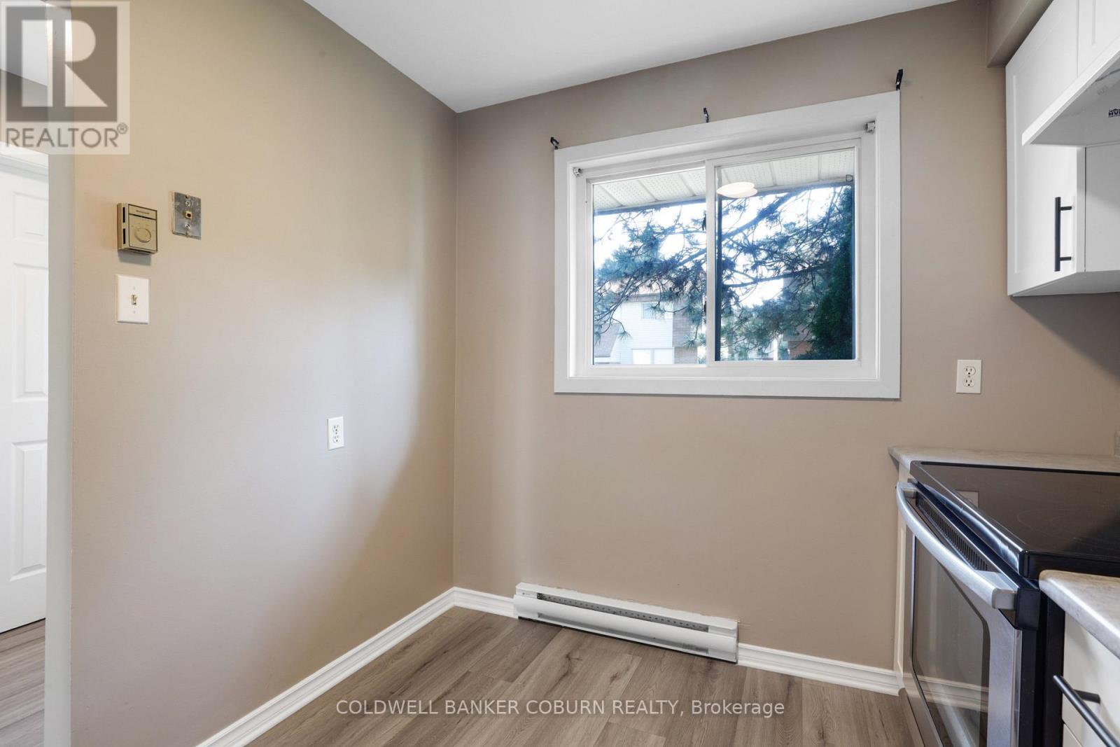 #23 23 SONNET CRESCENT S - 10