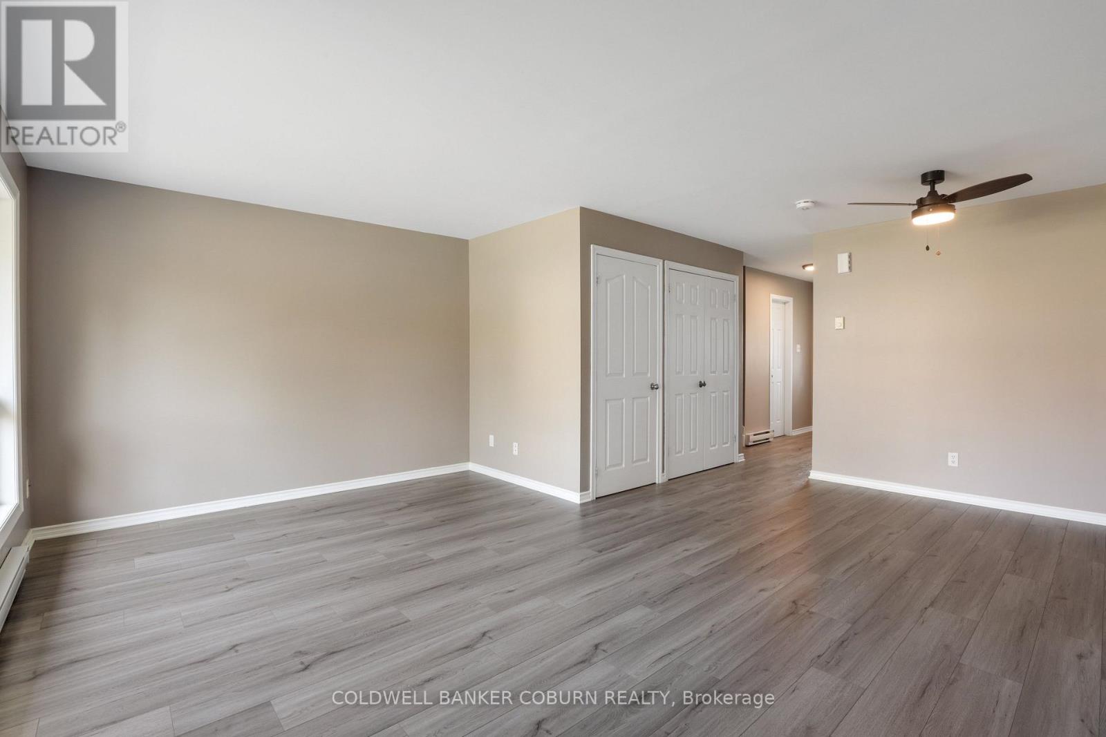#23 23 SONNET CRESCENT S - 14