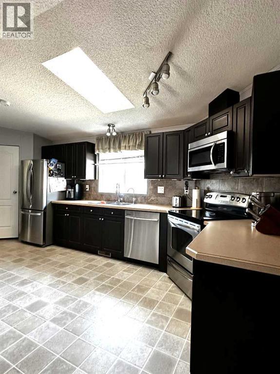 625 Carley Close — photo 9