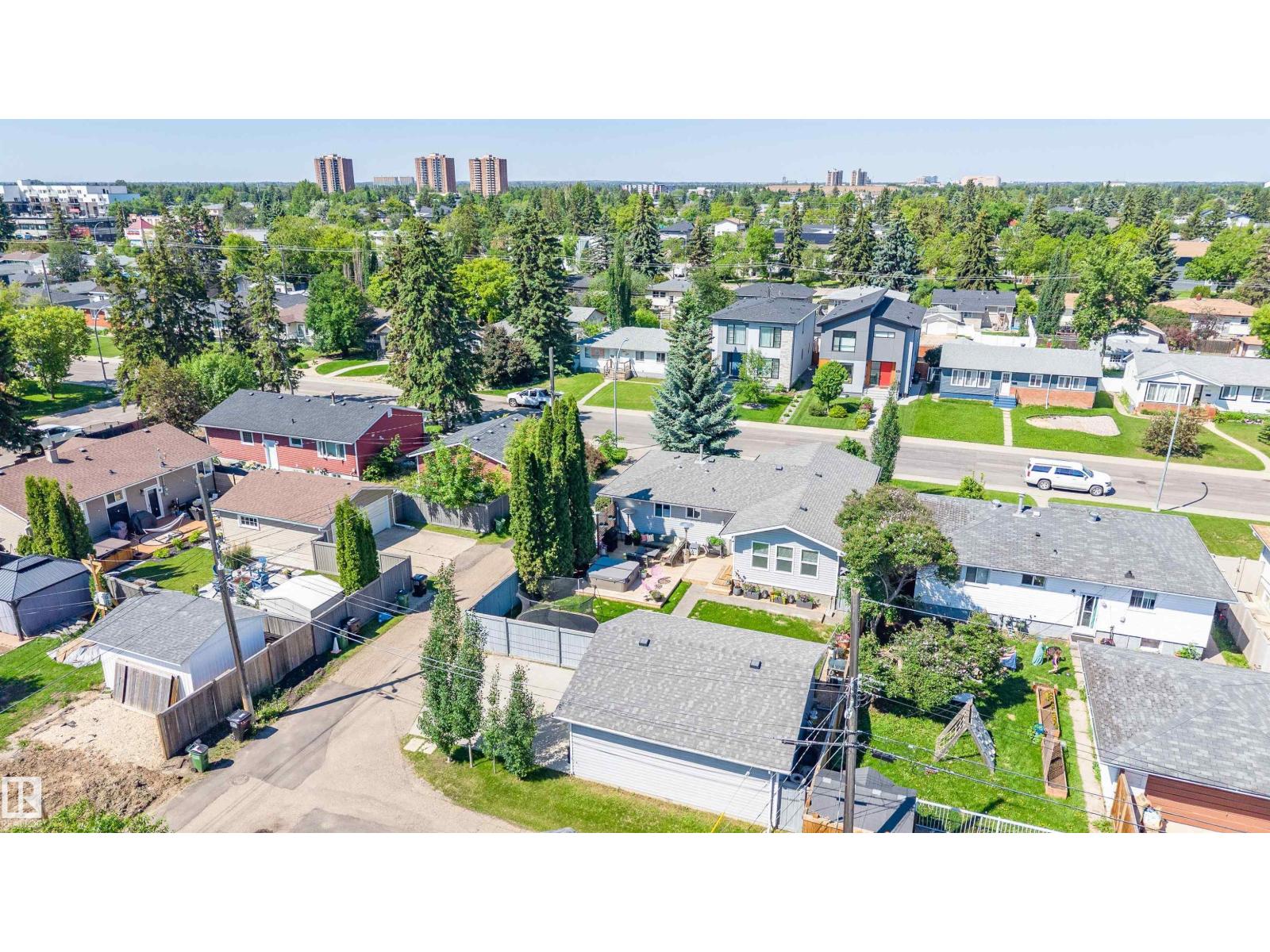 9015 148 ST NW - 50
