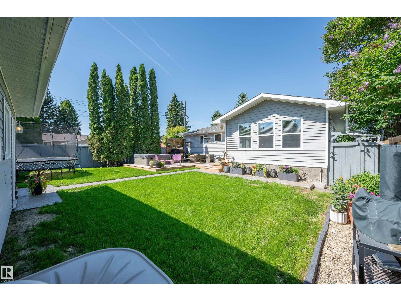 9015 148 ST NW - 45