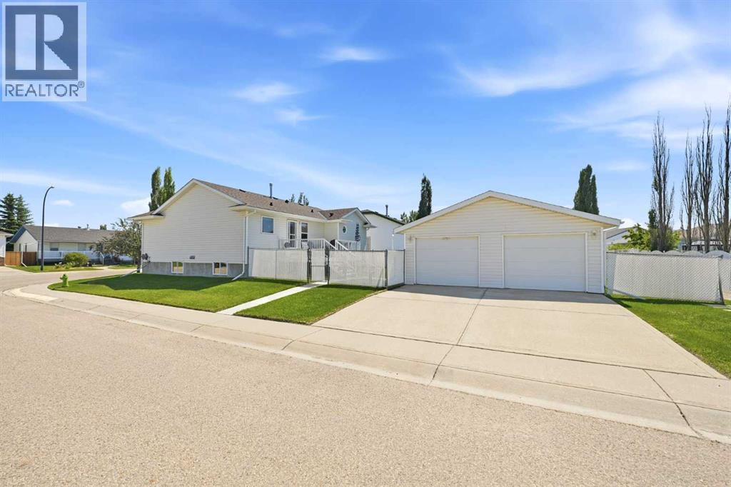 109 Logan Close - photo 2