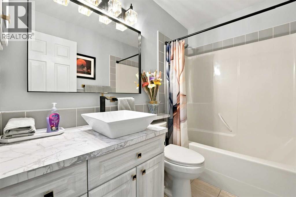 109 Logan Close — photo 23