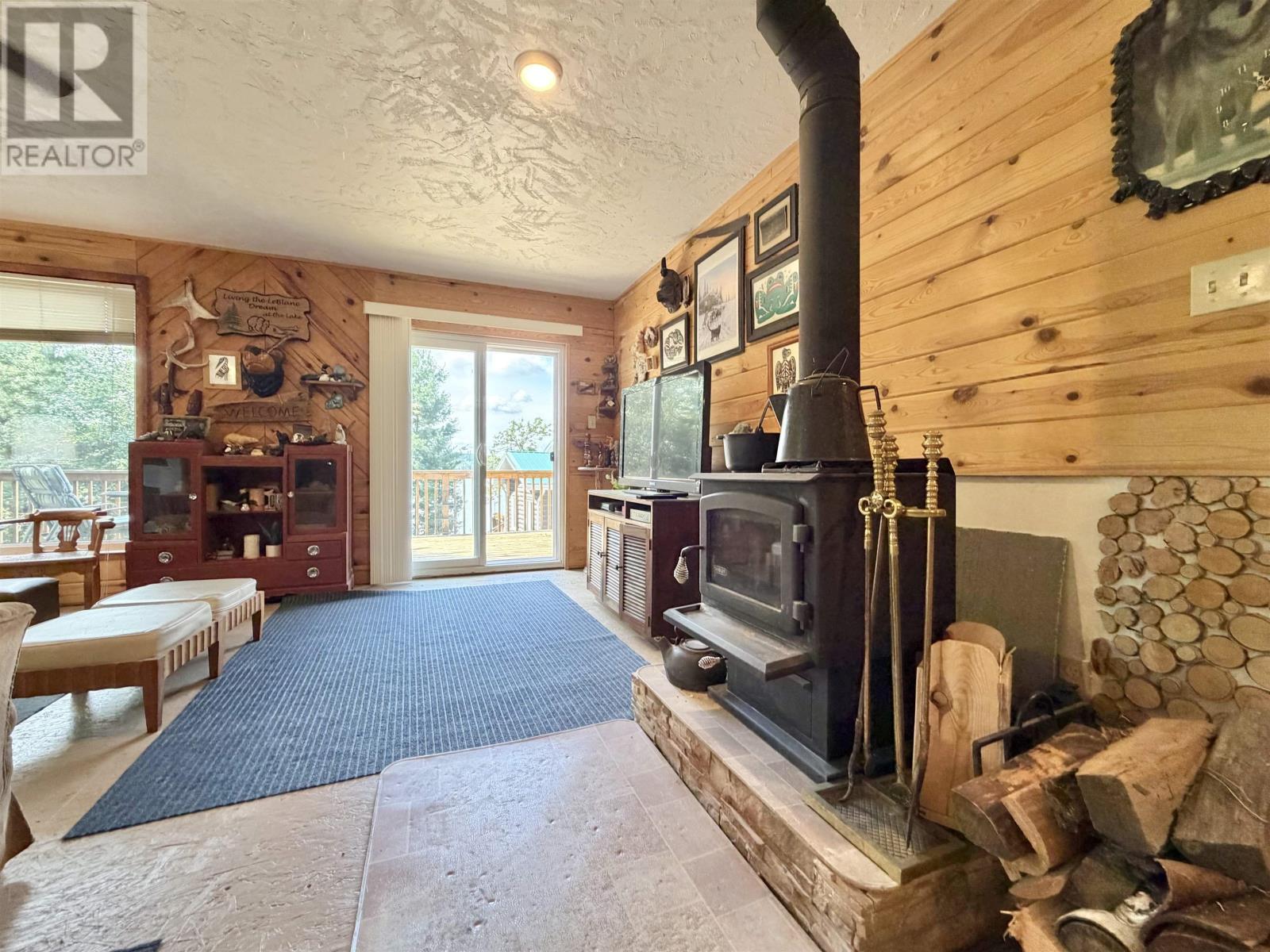 677 Old Station RD - 29