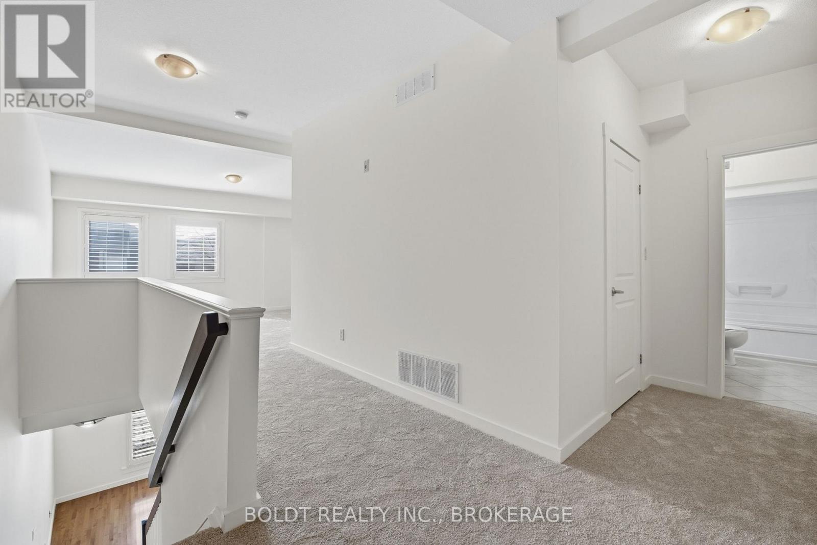 #8 49 ONTARIO STREET - 15