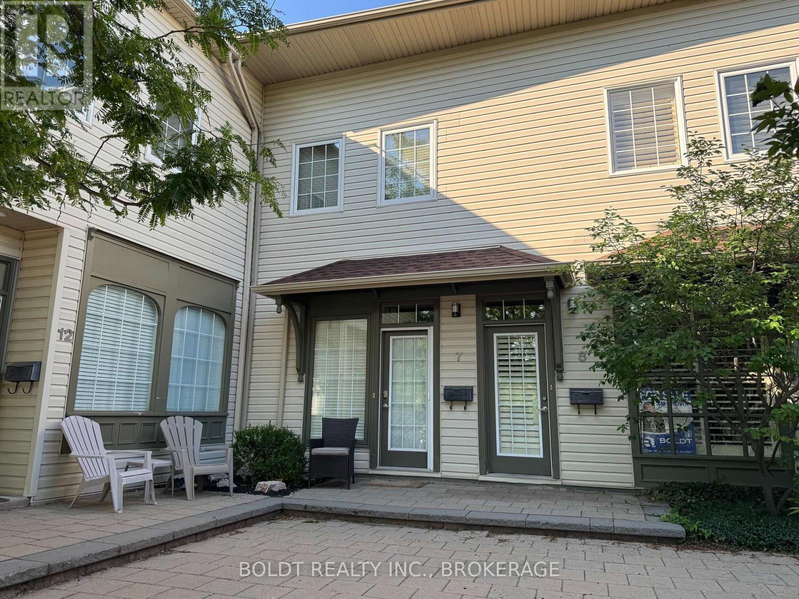 #8 49 ONTARIO STREET - 2