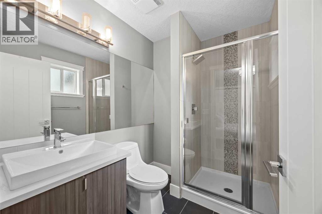 #2 1728 36 Avenue SW - 26