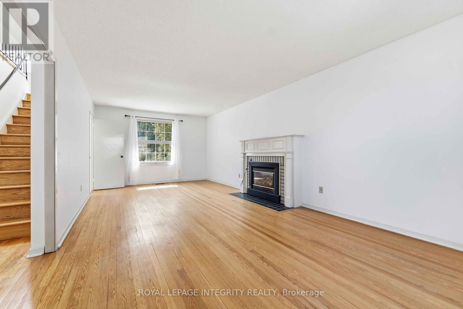 4 Bed, 3 Bath House for Rent in Ottawa – 1842 PLAYFAIR DRIVE, Ottawa – MLS# X13553736 - Image 4