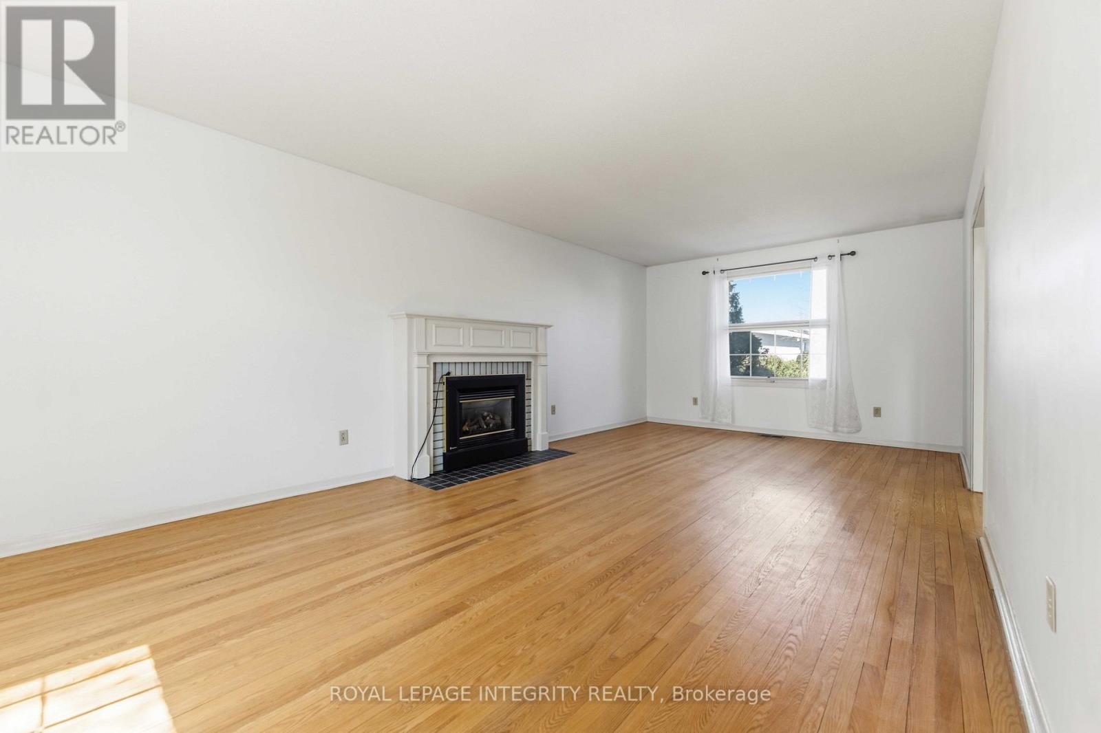 4 Bed, 3 Bath House for Rent in Ottawa – 1842 PLAYFAIR DRIVE, Ottawa – MLS# X13553736 - Image 6