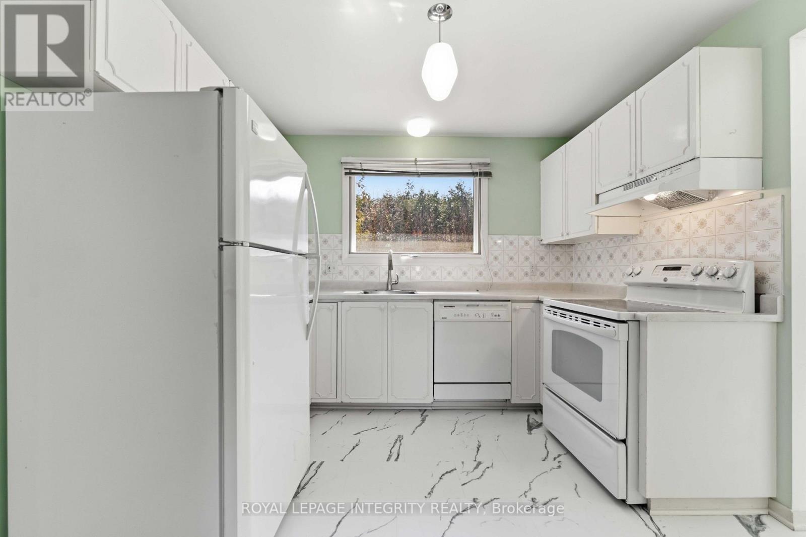 4 Bed, 3 Bath House for Rent in Ottawa – 1842 PLAYFAIR DRIVE, Ottawa – MLS# X13553736 - Image 7