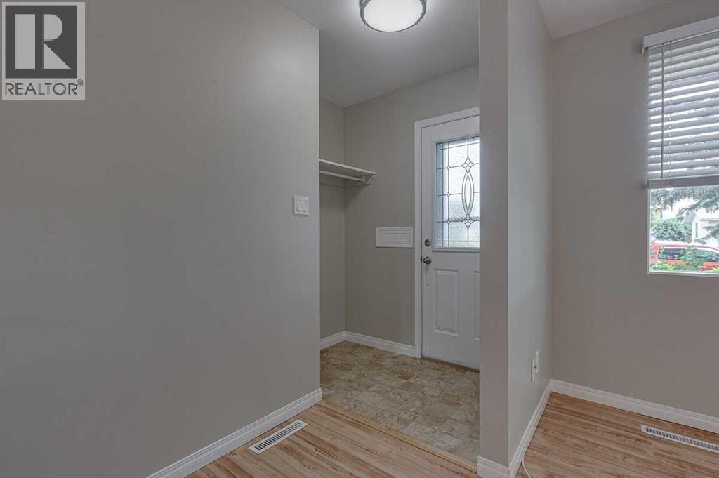 5958 West Park Crescent Crescent N - 5