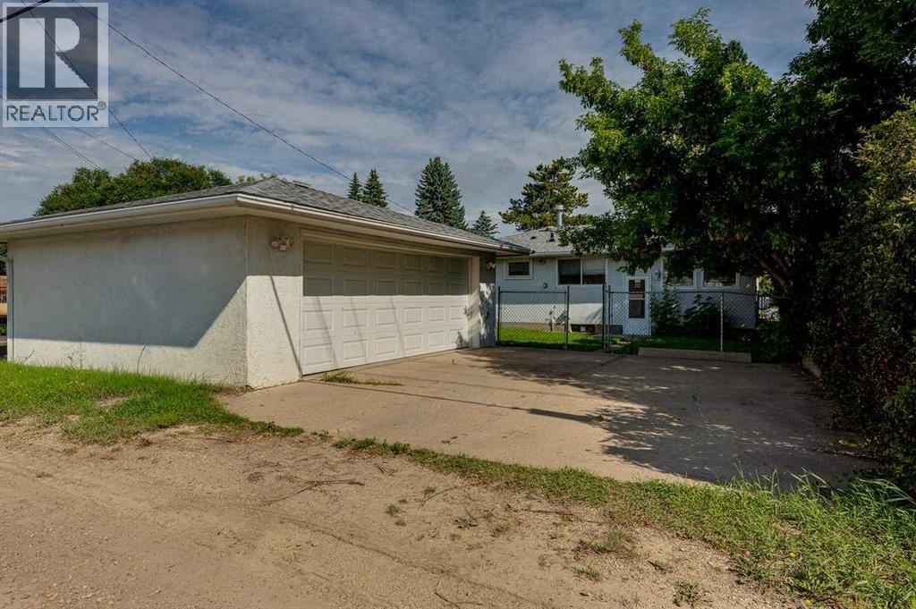 5958 West Park Crescent Crescent N - 46
