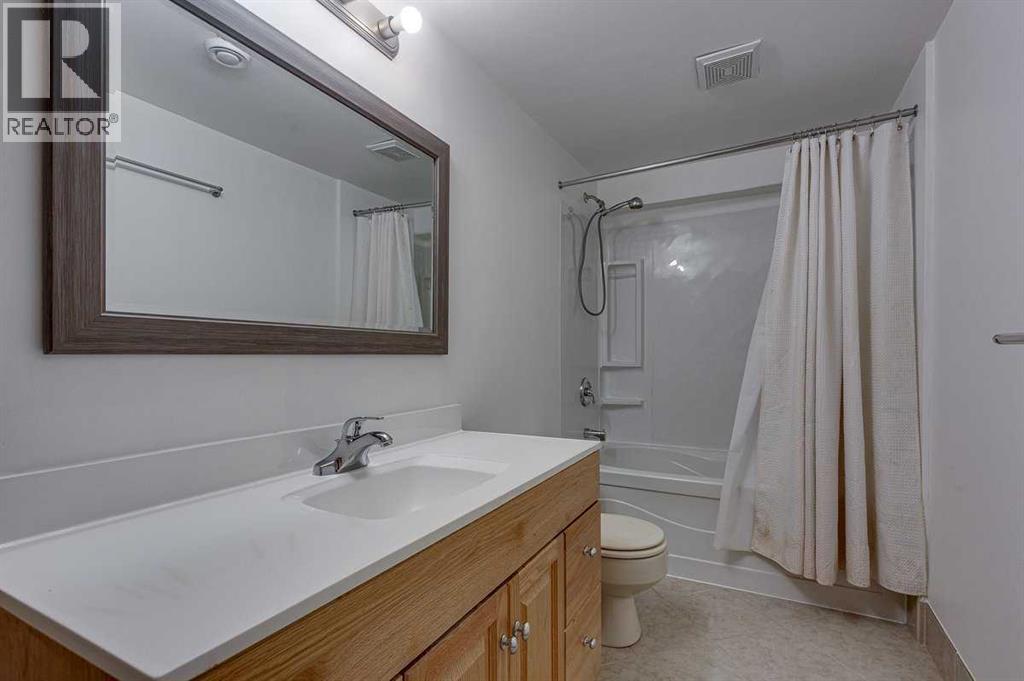 5958 West Park Crescent Crescent N - 39