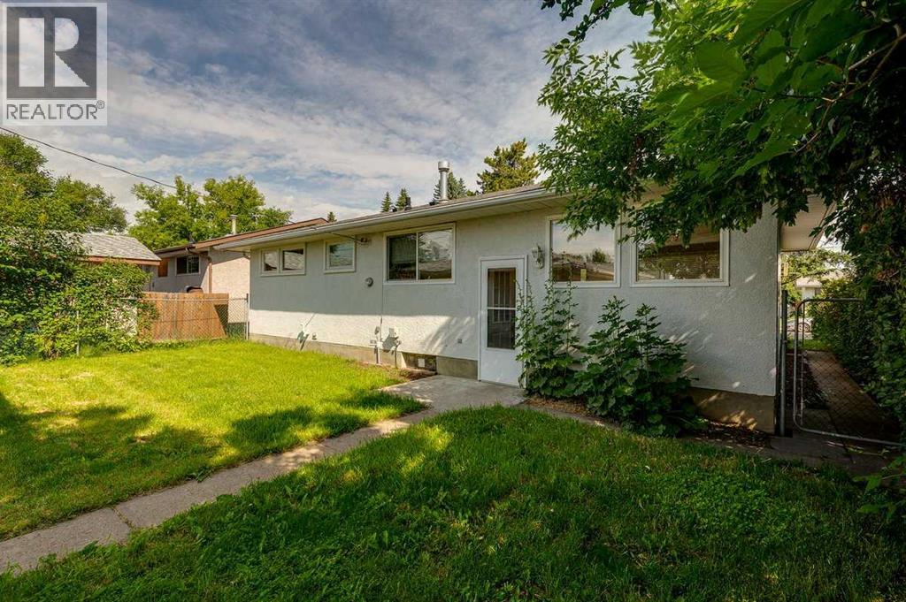 5958 West Park Crescent Crescent N - 42