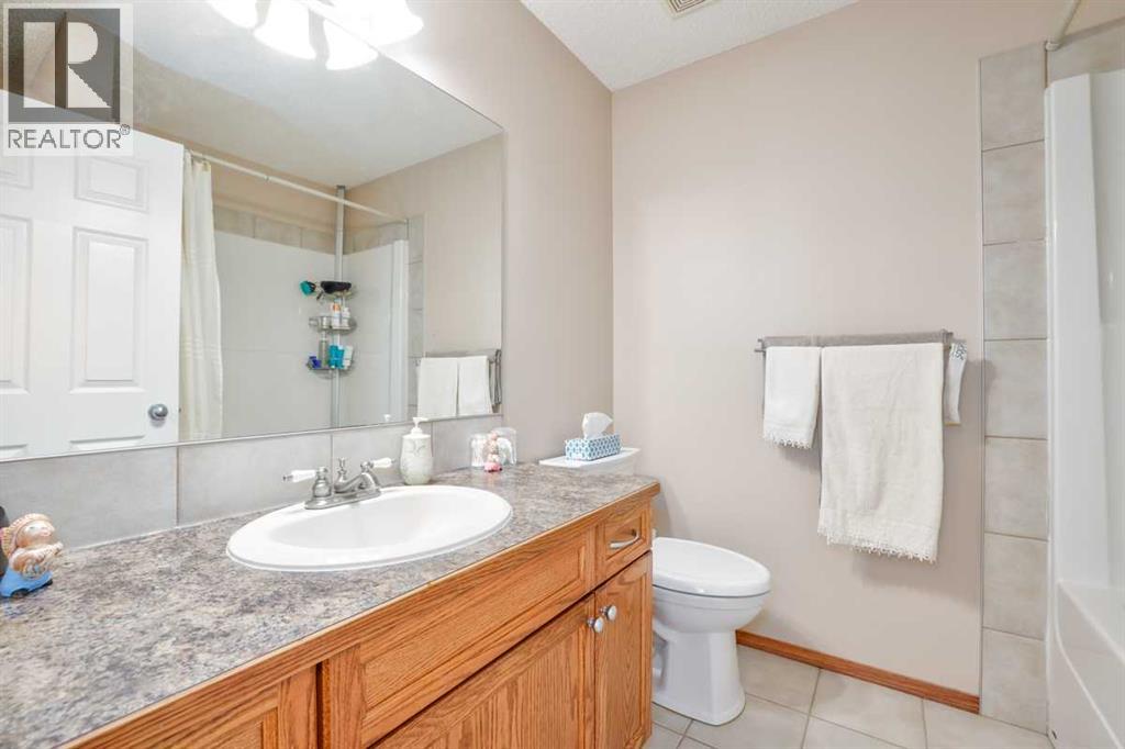 42 Royal Birch Landing NW - 24