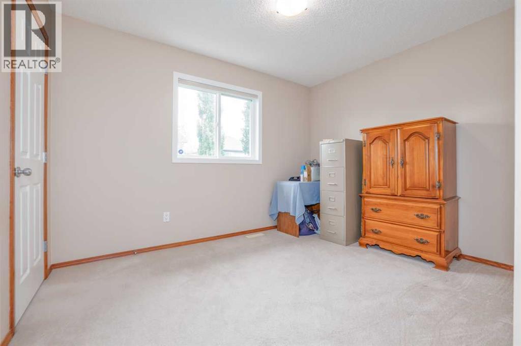 42 Royal Birch Landing NW - 23