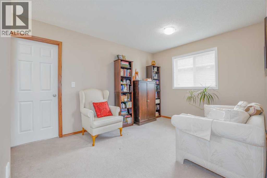 42 Royal Birch Landing NW - 17