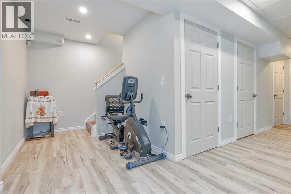 42 Royal Birch Landing NW - 25