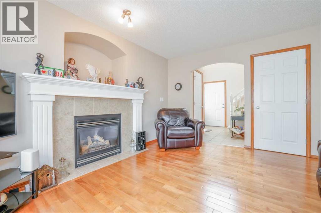 42 Royal Birch Landing NW - 4