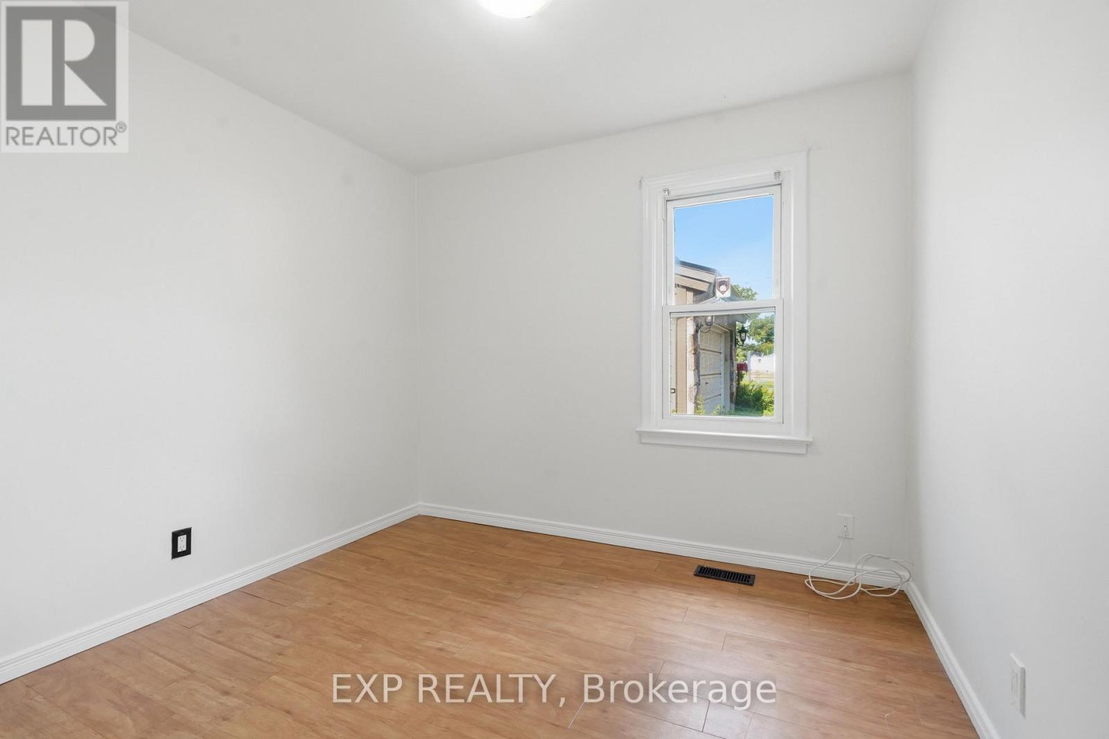 29 ROCKWOOD AVENUE - 18