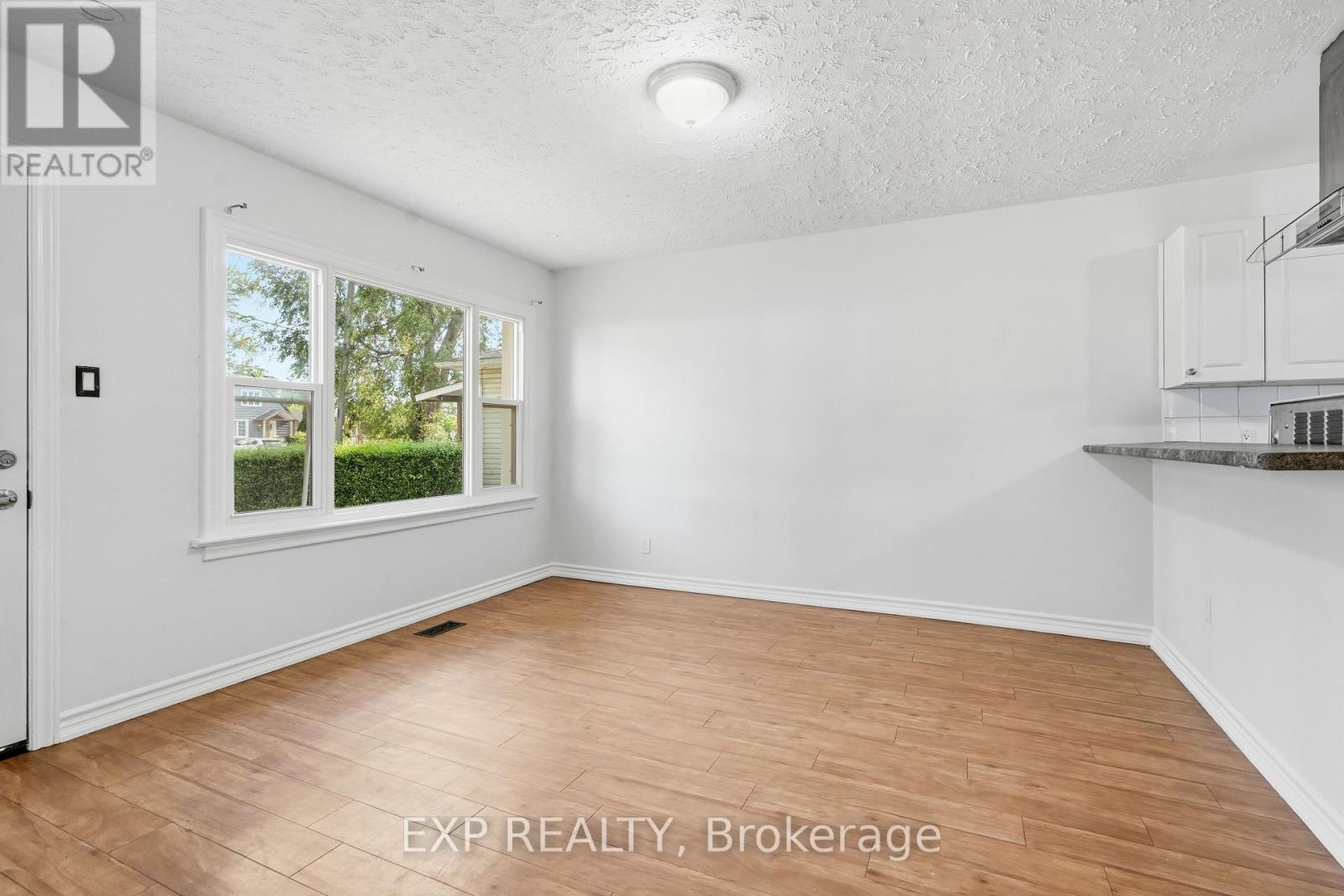 29 ROCKWOOD AVENUE - 23