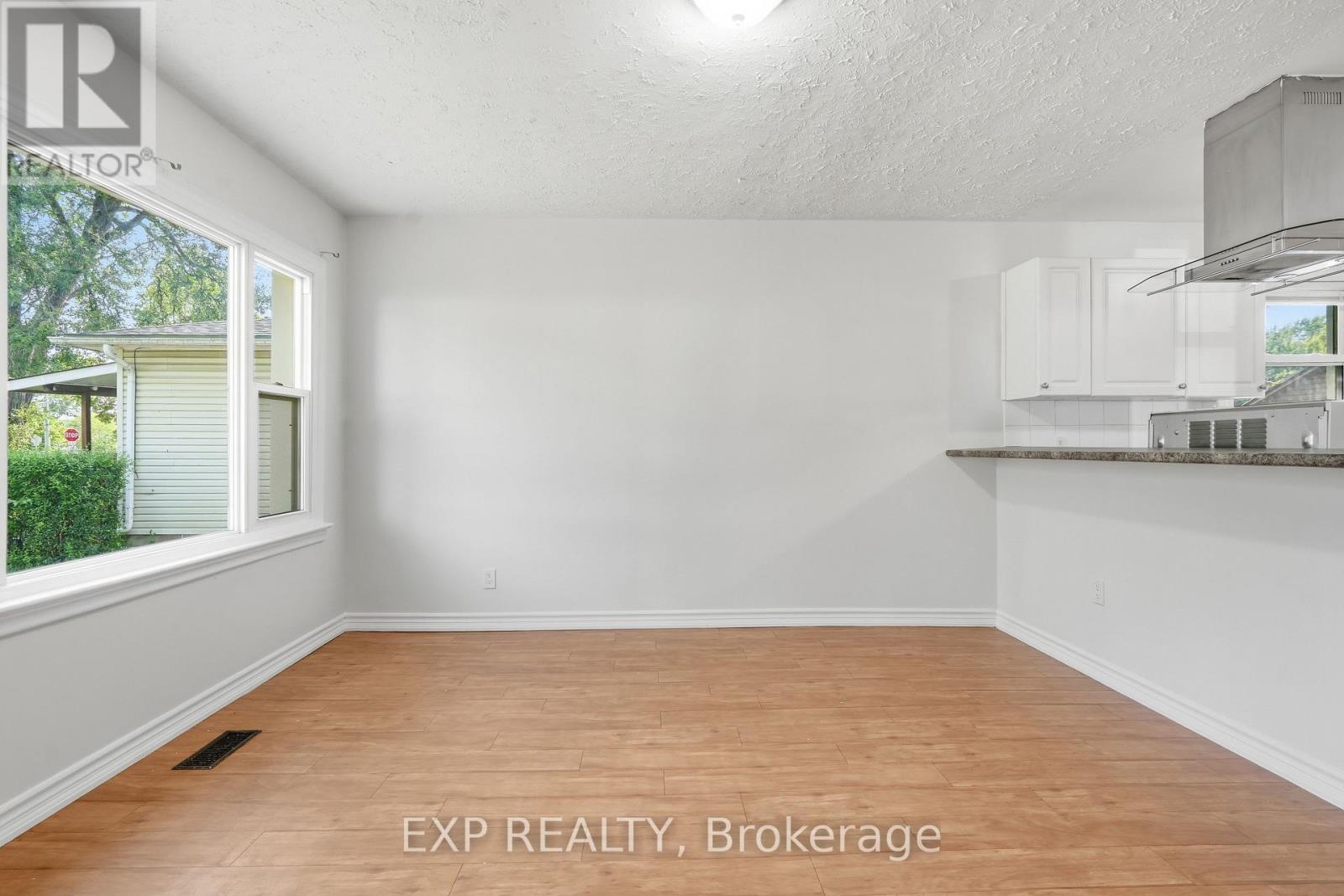 29 ROCKWOOD AVENUE - 24