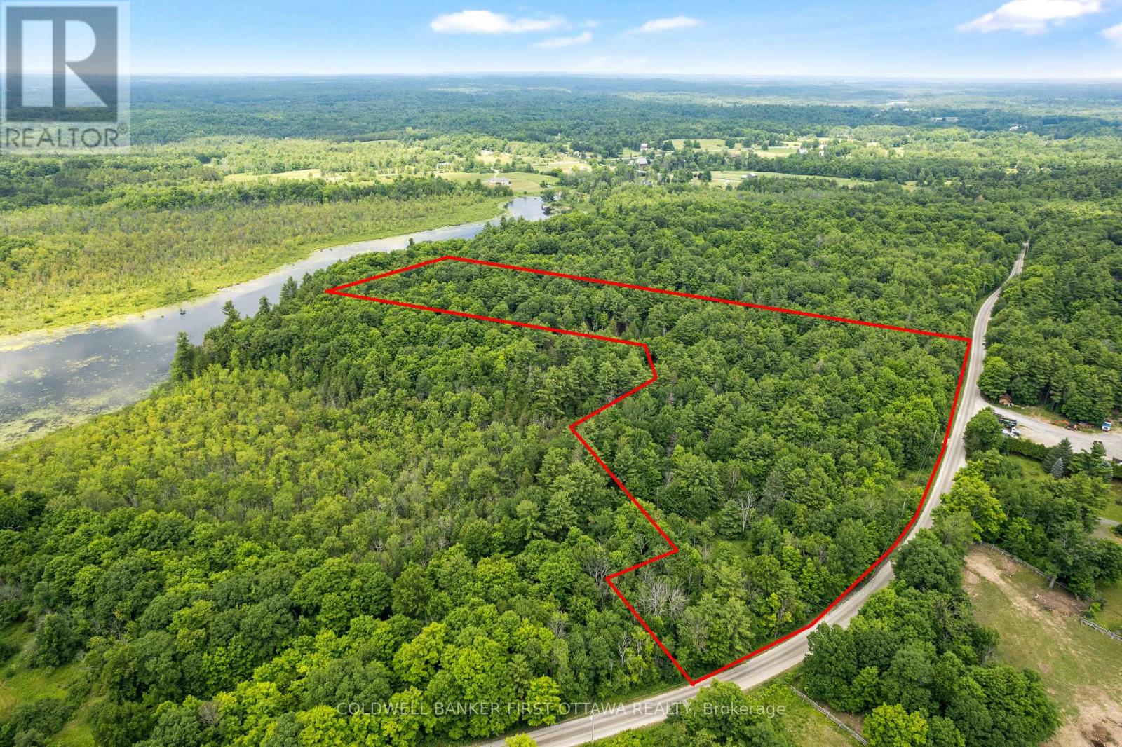 lot lines are approximate