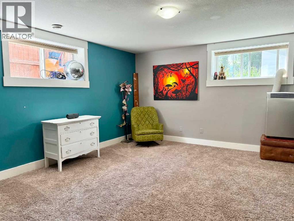 1220 21 Street - 28